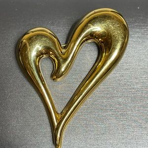 Monet Large Abstract Open Heart Gold Tone Brooch Side Curve Juxtaposed Heart